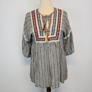 Sweet Magnolia Embroidered Peasant Shirt Size Top S Gray Oversized Bell Sleeve